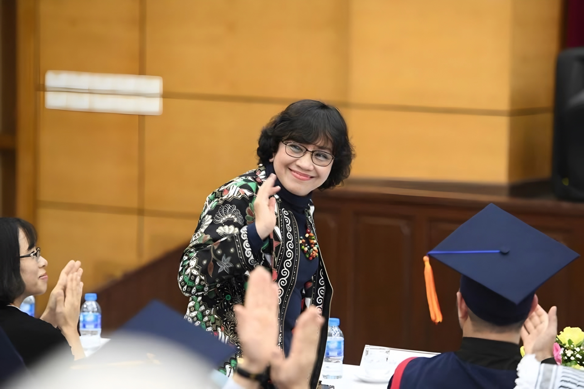Hình ảnh tác giả