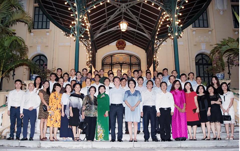 NHỮNG BÀI HỌC QUÝ CỦA NGƯỜI SẾP ĐẦU TIÊN